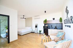 , כינר סוויטות יוקרה - סוויטה מרווחת