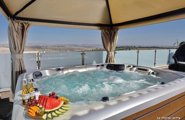 וילה מאיורי בוטיק