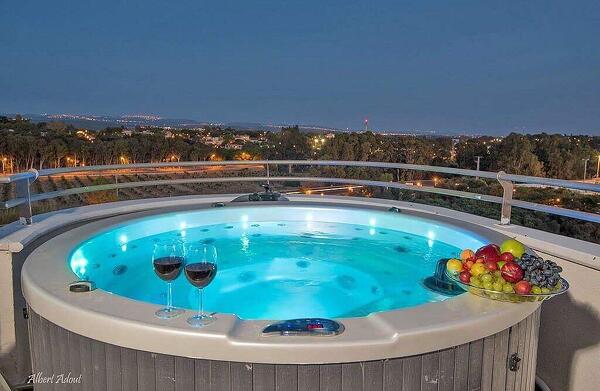 סיאסטה באכזיב