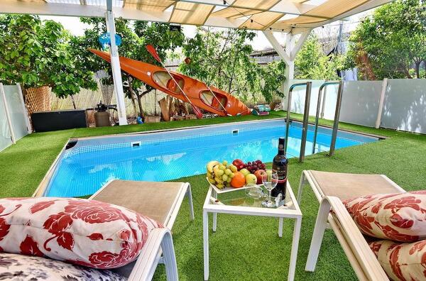 וילה מיקאסה בטבע