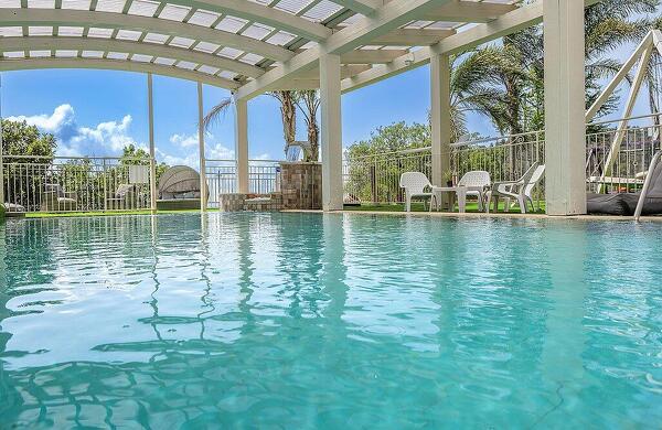 גני הצוק - וילת אירוח